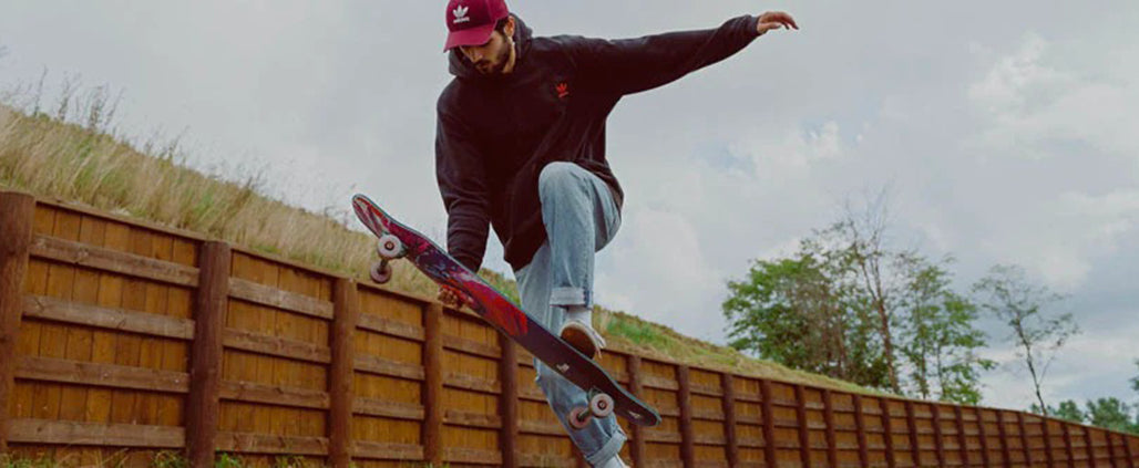 The 10 Easiest Longboard Tricks to Become an Expert!