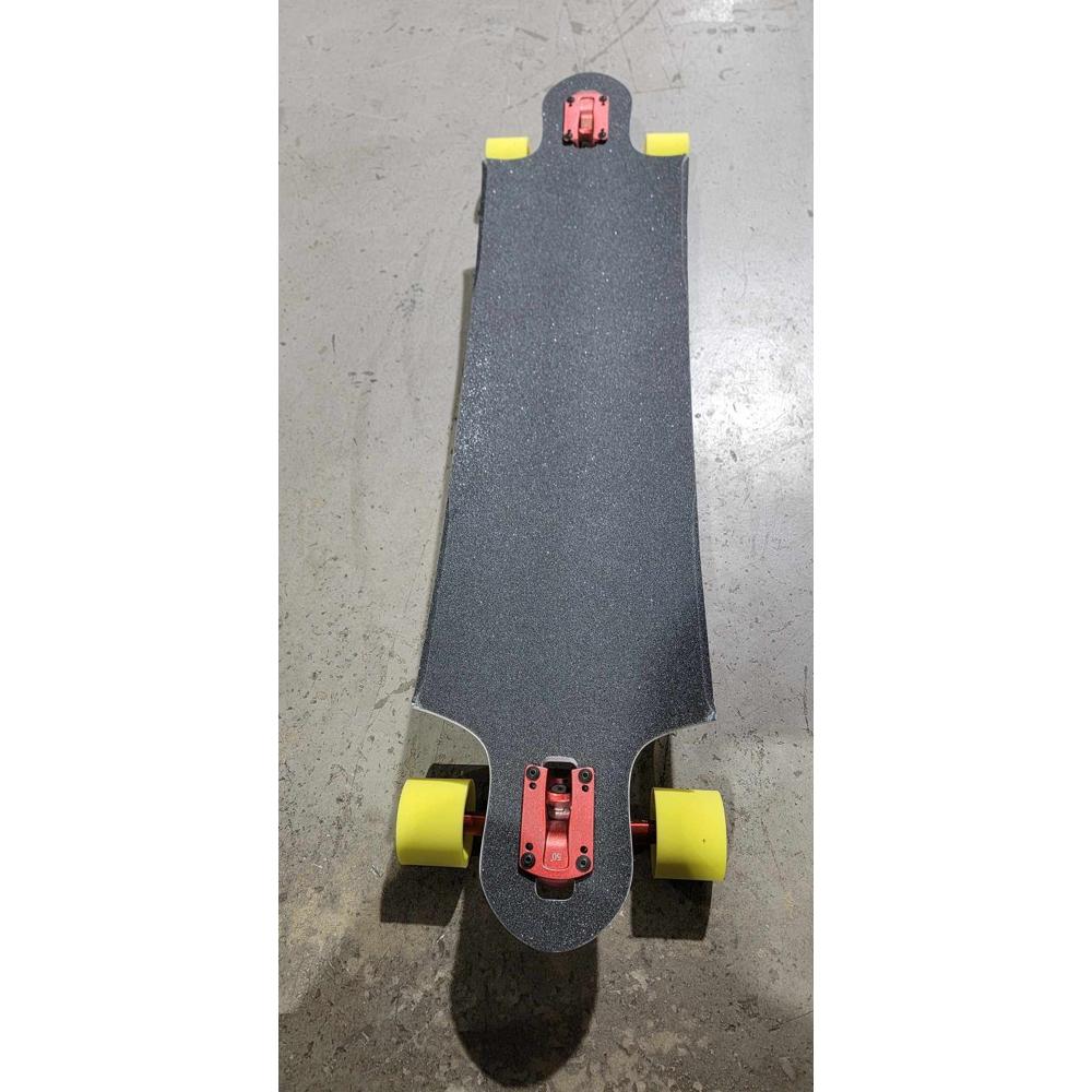 新品、未使用品　LAND YACHTZ 40インチ　ランドヤッツ Landyachtz Nine Two Five Elephant 40