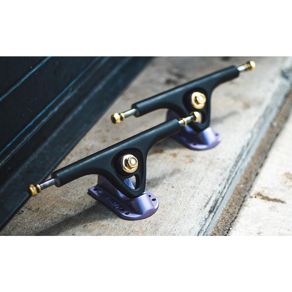 Paris Trucks V3 180mm 43º Jet Black (Preis für 2 Achsen Paris Trucks V3 180mm 43º Jet Black (Preis für 2 Achsen